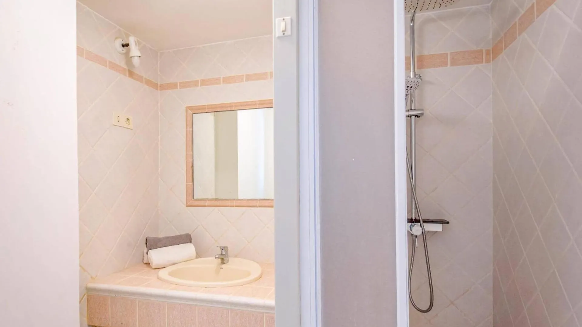 Villa Colombes By Villa Plus Draguignan 0*,